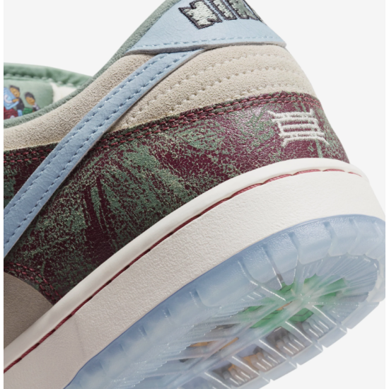 Crenshaw Skate Club x Nike SB Dunk Low Πολύχρωμο