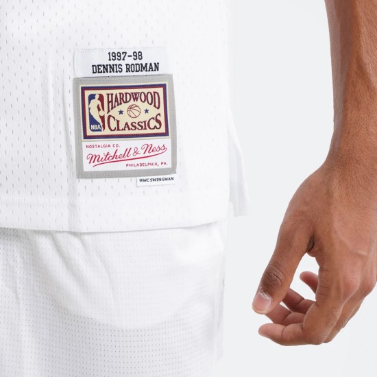 Mitchell & Ness Chicago Bulls Road 1997-98 Dennis Rodman Swingman Jersey